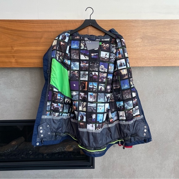 Volcom Stone Block Snowboard Jacket - Picture 12 of 14